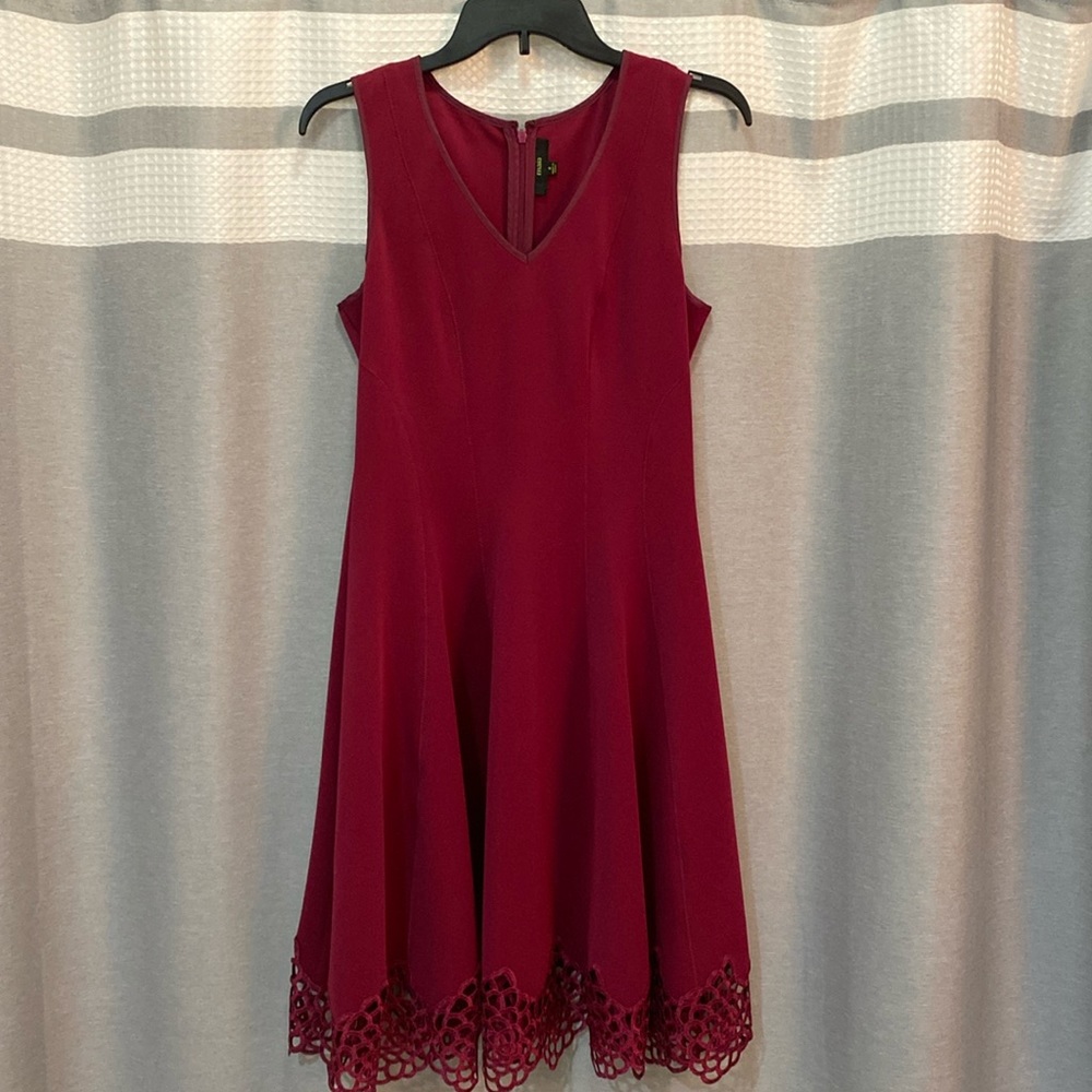 Size 8 Maia Sleeveless Dress Burgundy
